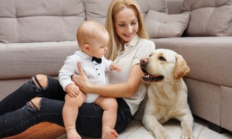 Τι να προσέξετε στη συμβίωση του βρέφους με κατοικίδιο