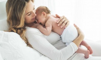 Ετοιμάζουμε την «Βαλίτσα μαιευτηρίου» - Λίστα για την μαμά